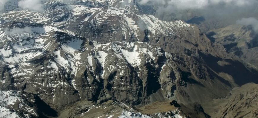 Что такое пояс складчатости: геологическое образование и значение Что такое пояс складчатости: геологическое образование и значение