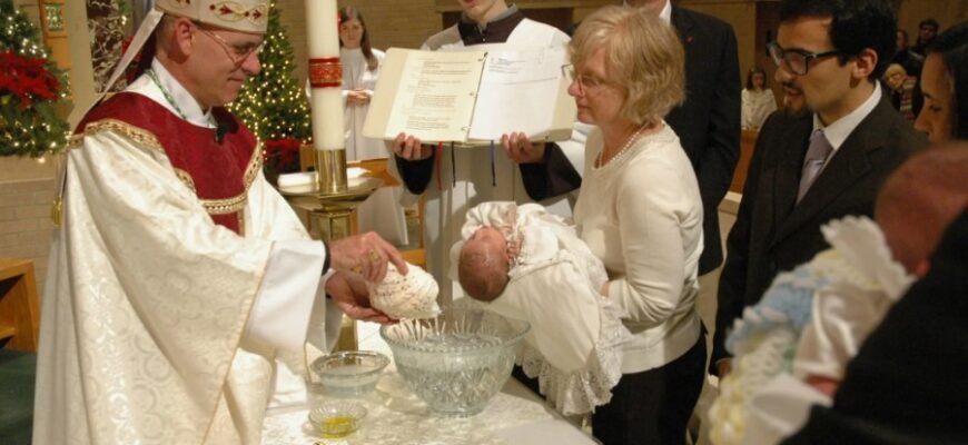 Что такое водное крещение: значение и важность обряда в вашей жизни