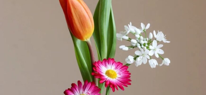 Икебана: Искусство Составления Цветочных Композиций в Японии Икебана: Искусство Составления Цветочных Композиций в Японии