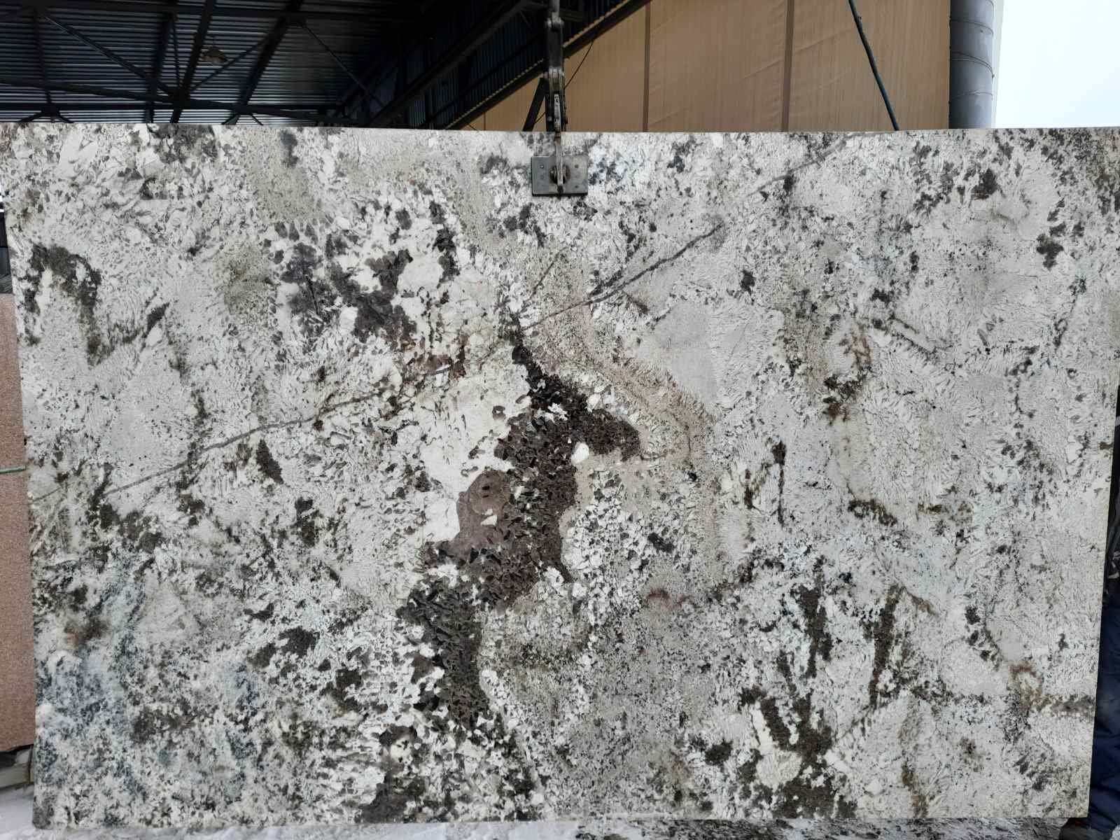 Купити - Граніт Amara 20 мм (полір.)